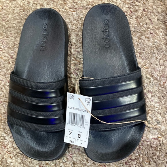 7 Men’s Adidas NIB never wore - Picture 2 of 5
